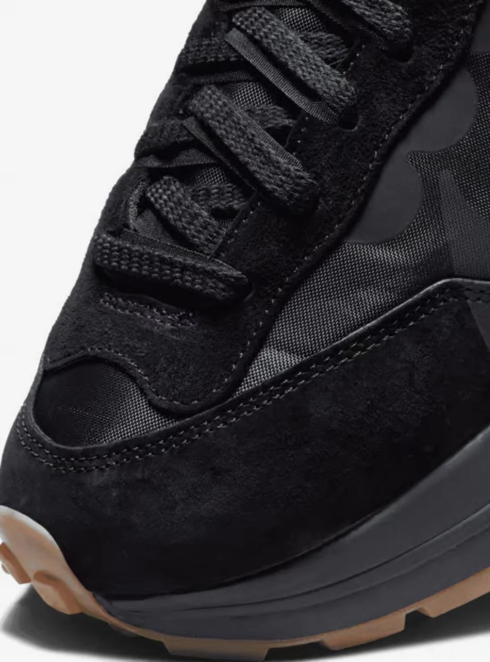 Nike sacai Vaporwaffle Black Gum