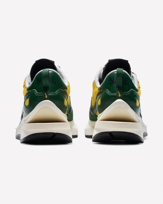 Nike sacai Vaporwaffle Tour Yellow Stadium Green