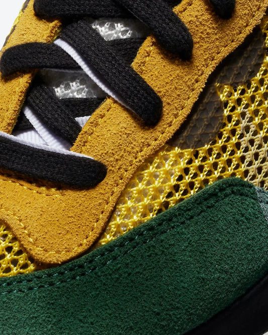 Nike sacai Vaporwaffle Tour Yellow Stadium Green