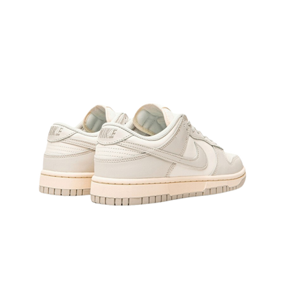 Nike Dunk Low Sail Light Bone (W)