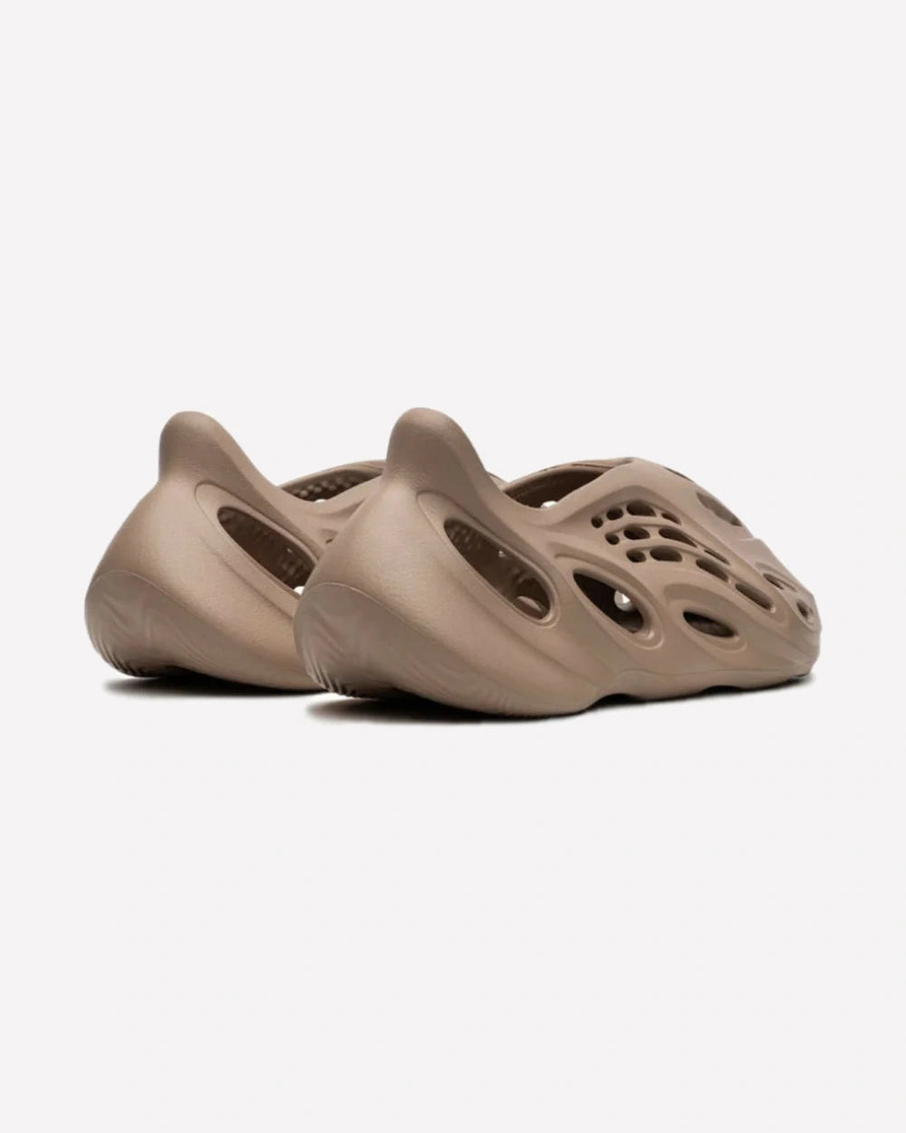 adidas Yeezy Foam RNNR Clay Taupe