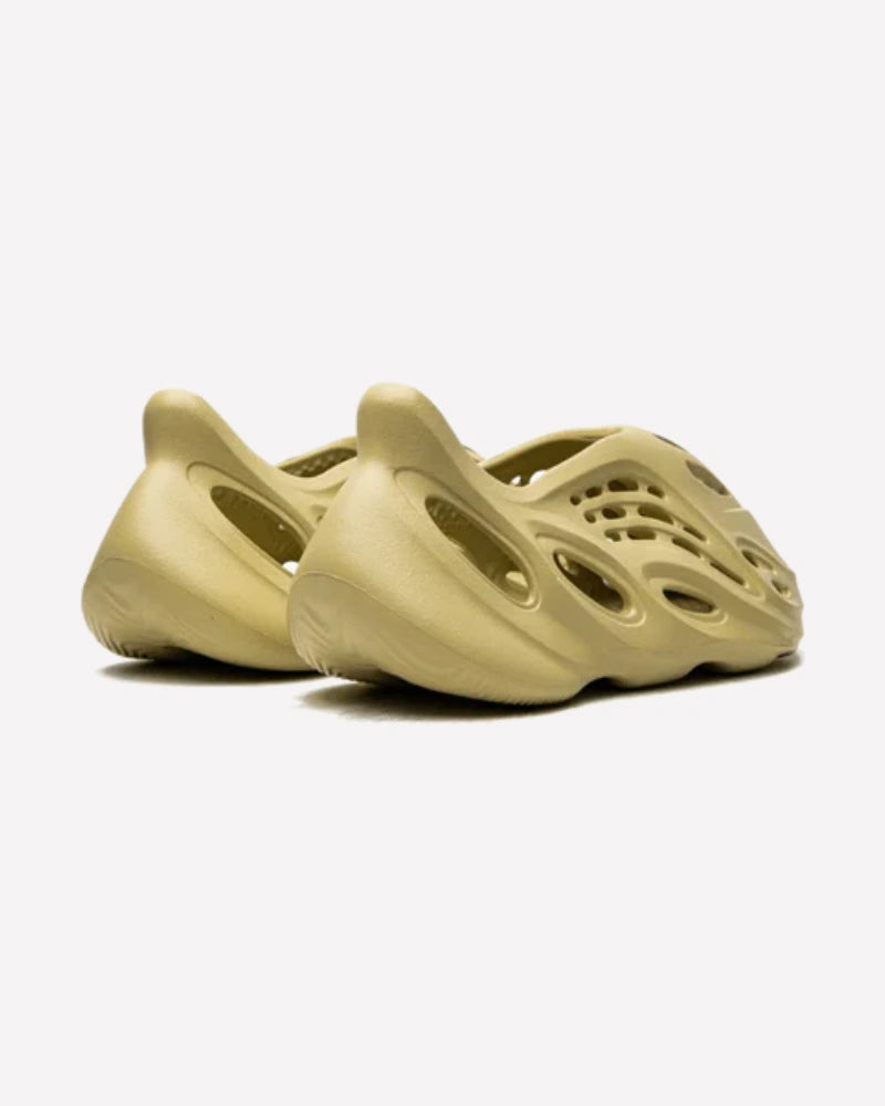 adidas Yeezy Foam RNNR Sulfur