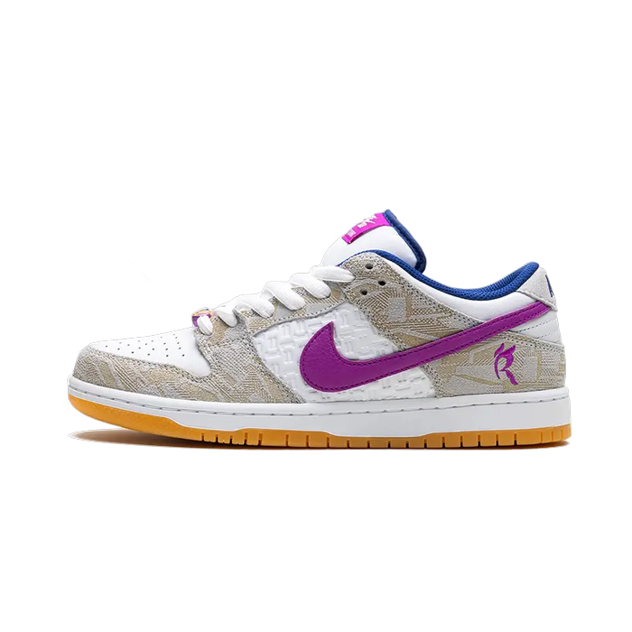 Nike SB Dunk Low Rayssa Leal
- Imagen 1